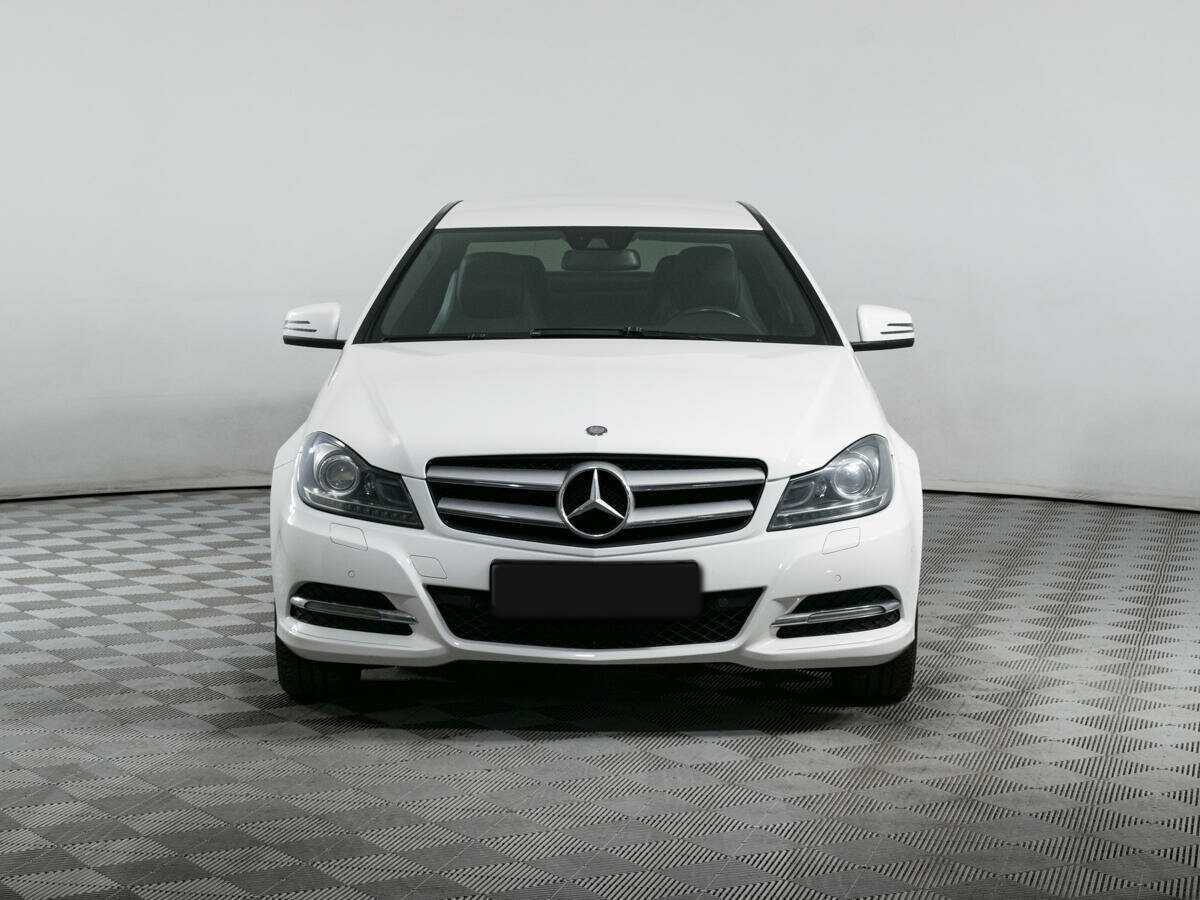 Mercedes-Benz C-Класс с пробегом — 2014 год. Фото: #1
