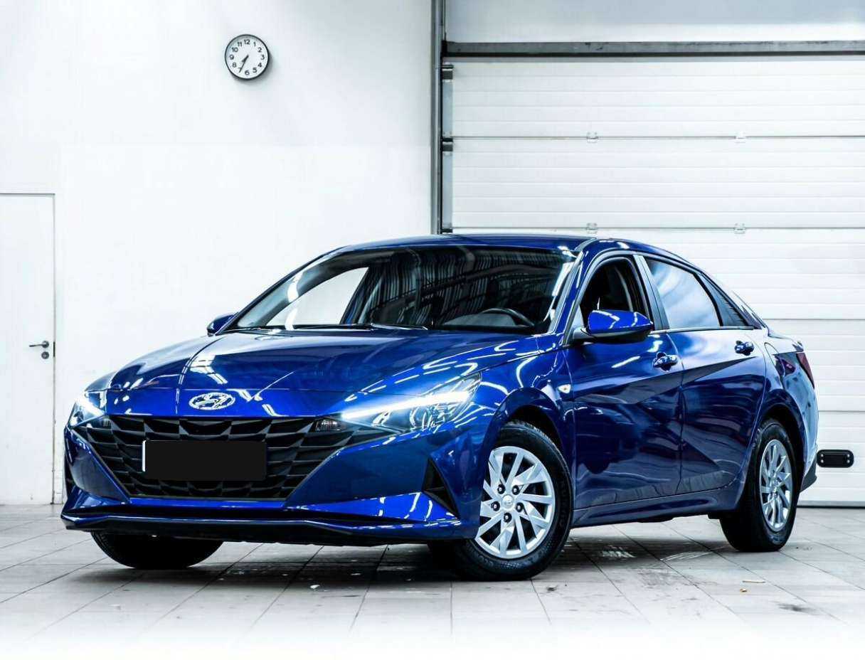 Hyundai Elantra с пробегом — 2021 год. Посмотреть фото