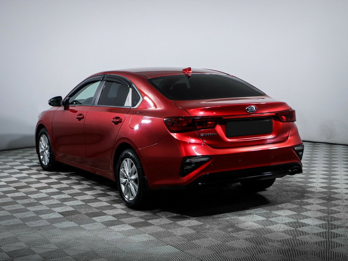 Kia Cerato с пробегом — 2019 год. Фото: #5