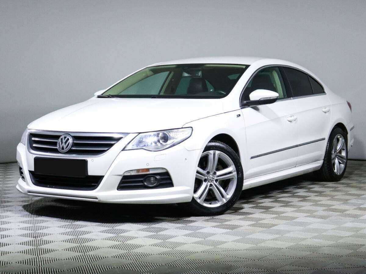 Volkswagen Passat CC с пробегом — 2011 год. Фото: #0