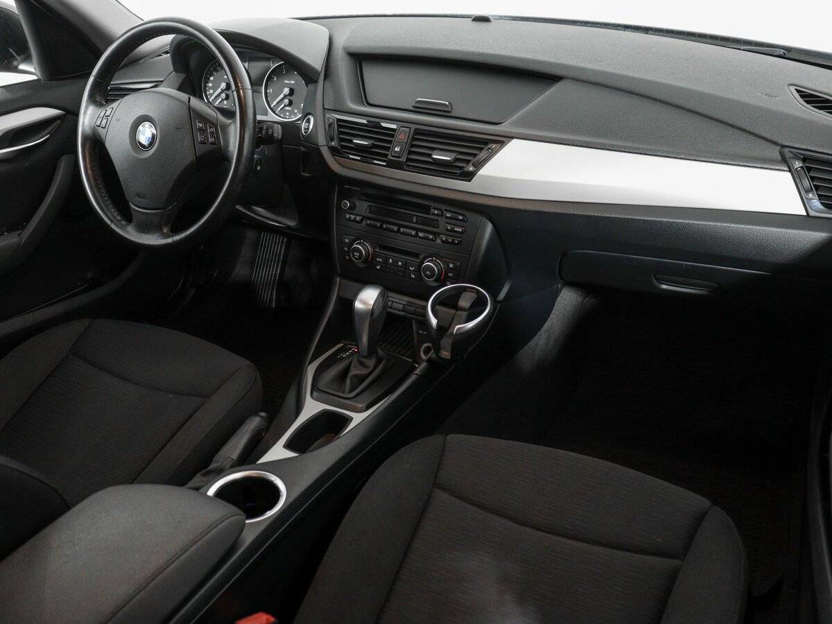 BMW X1 с пробегом — 2014 год. Фото: #9