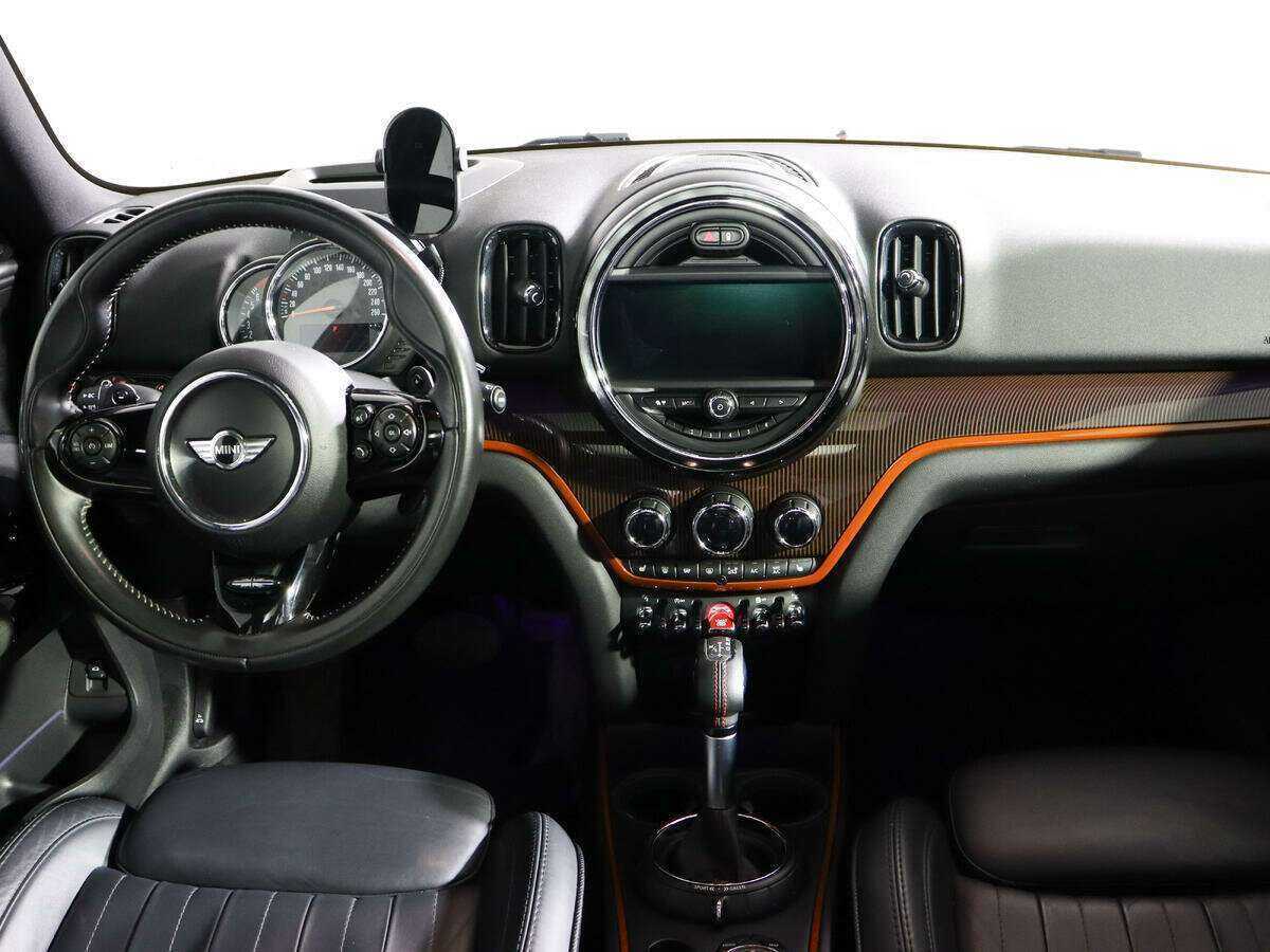 Mini Countryman с пробегом — 2016 год. Фото: #8