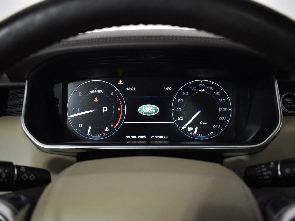 Land Rover Range Rover с пробегом — 2014 год. Фото: #14