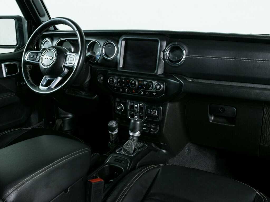 Jeep Wrangler с пробегом — 2021 год. Фото: #7
