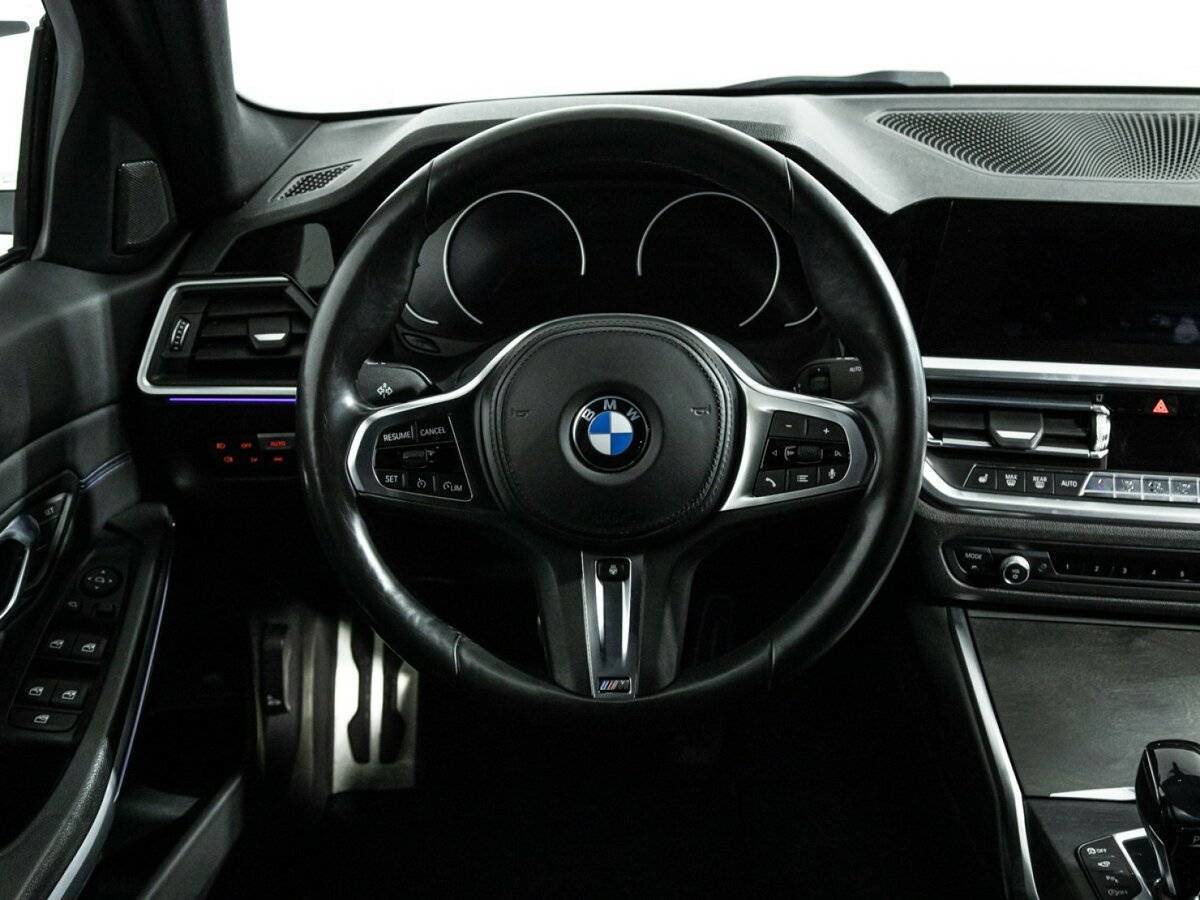 BMW 3 серии с пробегом — 2019 год. Фото: #22