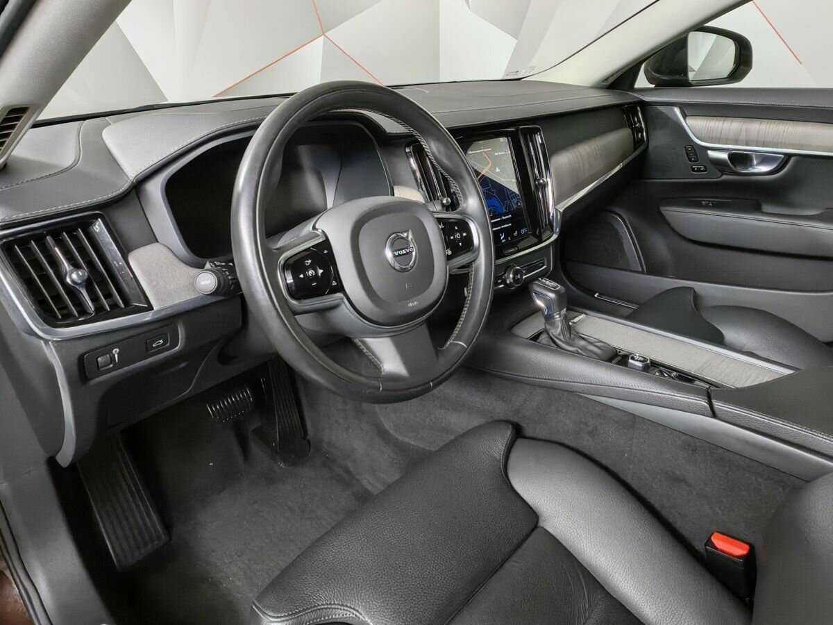 Volvo S90 с пробегом — 2021 год. Фото: #11