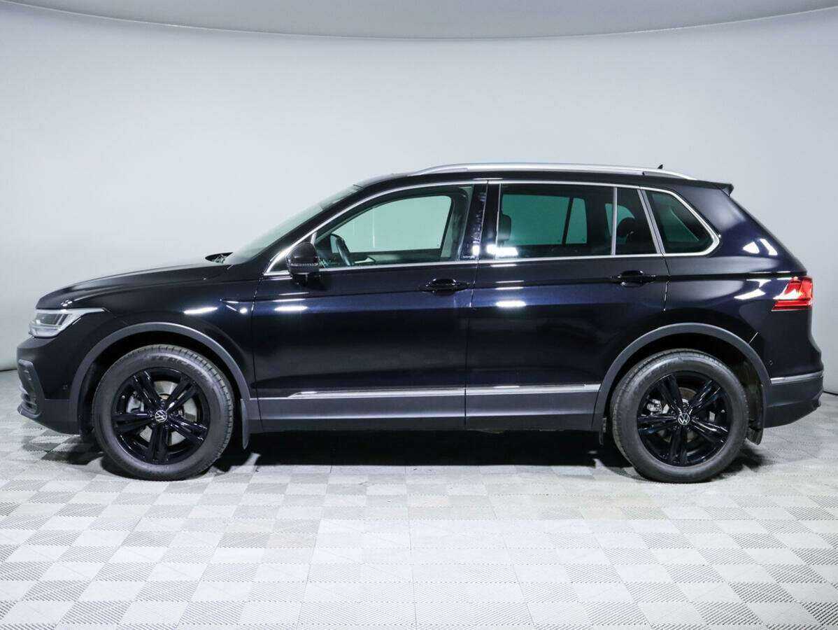 Volkswagen Tiguan с пробегом — 2021 год. Фото: #7