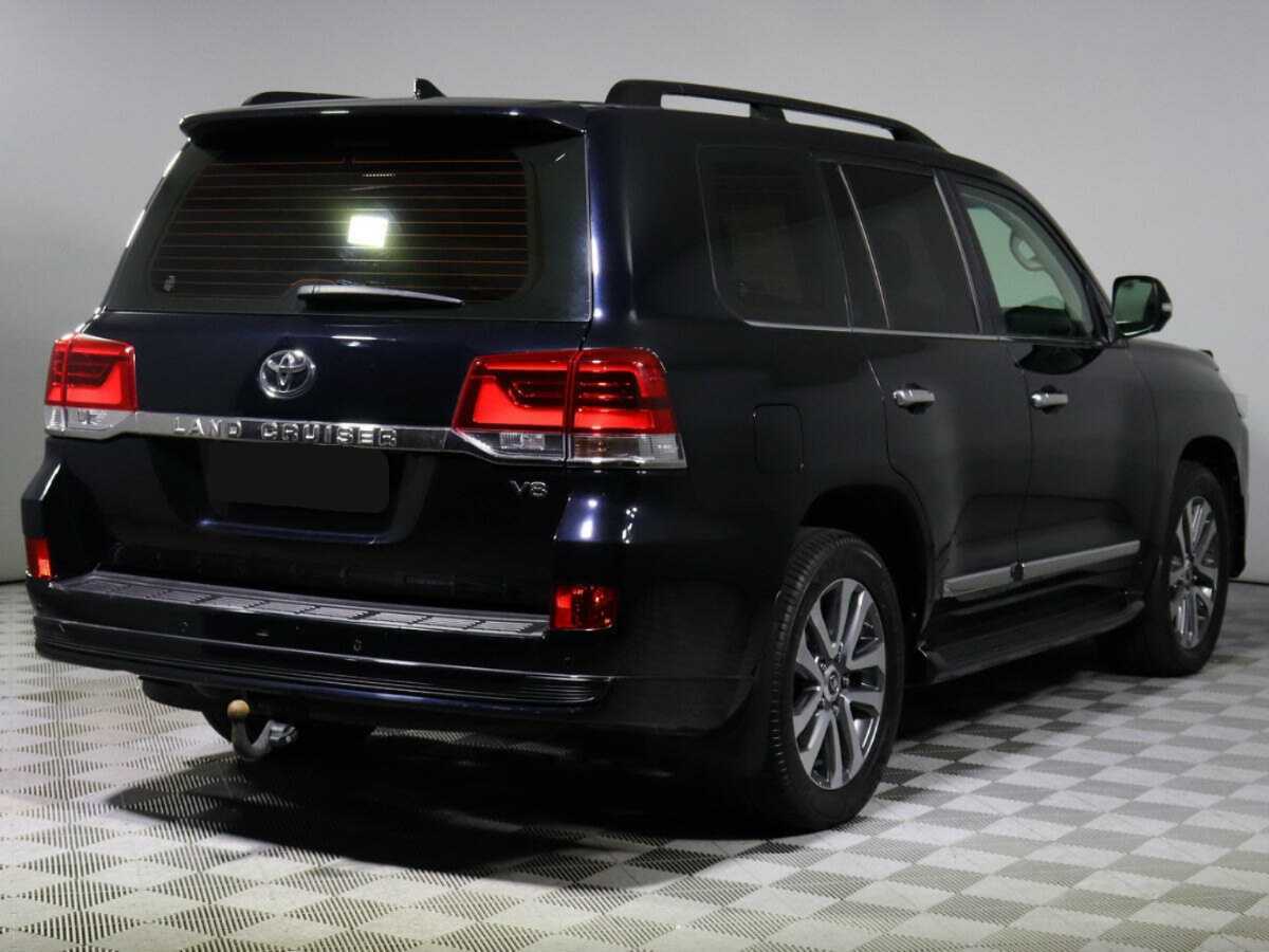 Toyota Land Cruiser с пробегом — 2019 год. Фото: #3