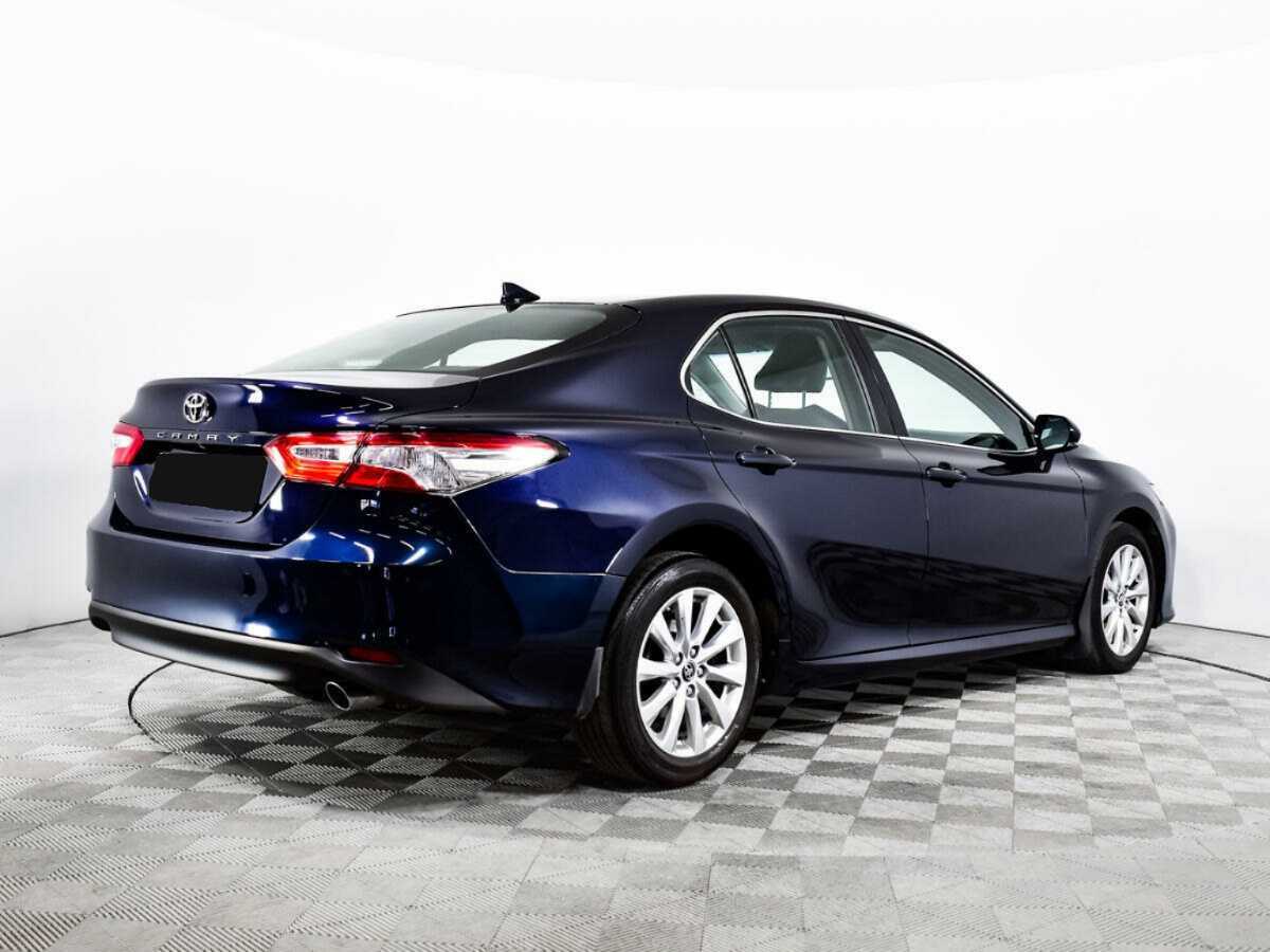 Toyota Camry с пробегом — 2019 год. Фото: #4