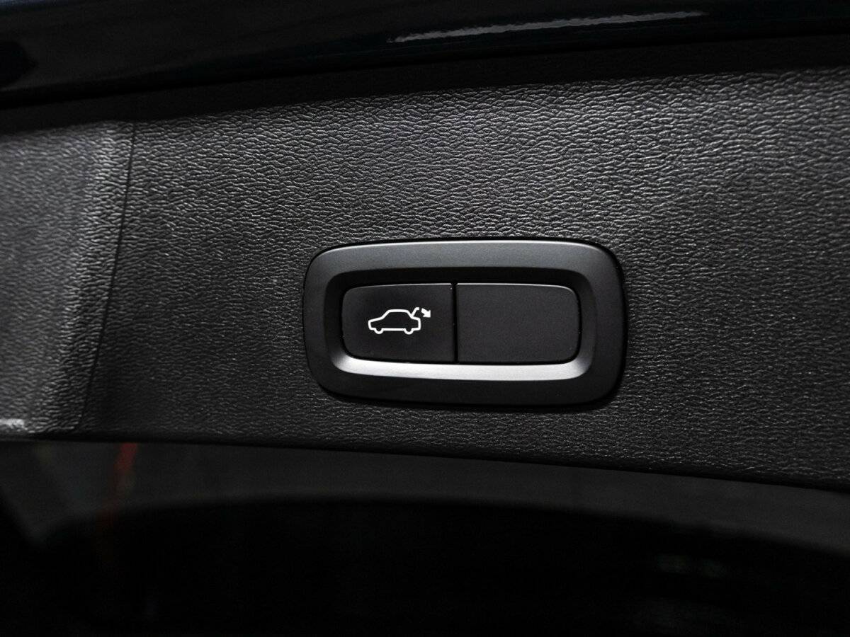 Volvo XC40 с пробегом — 2019 год. Фото: #14