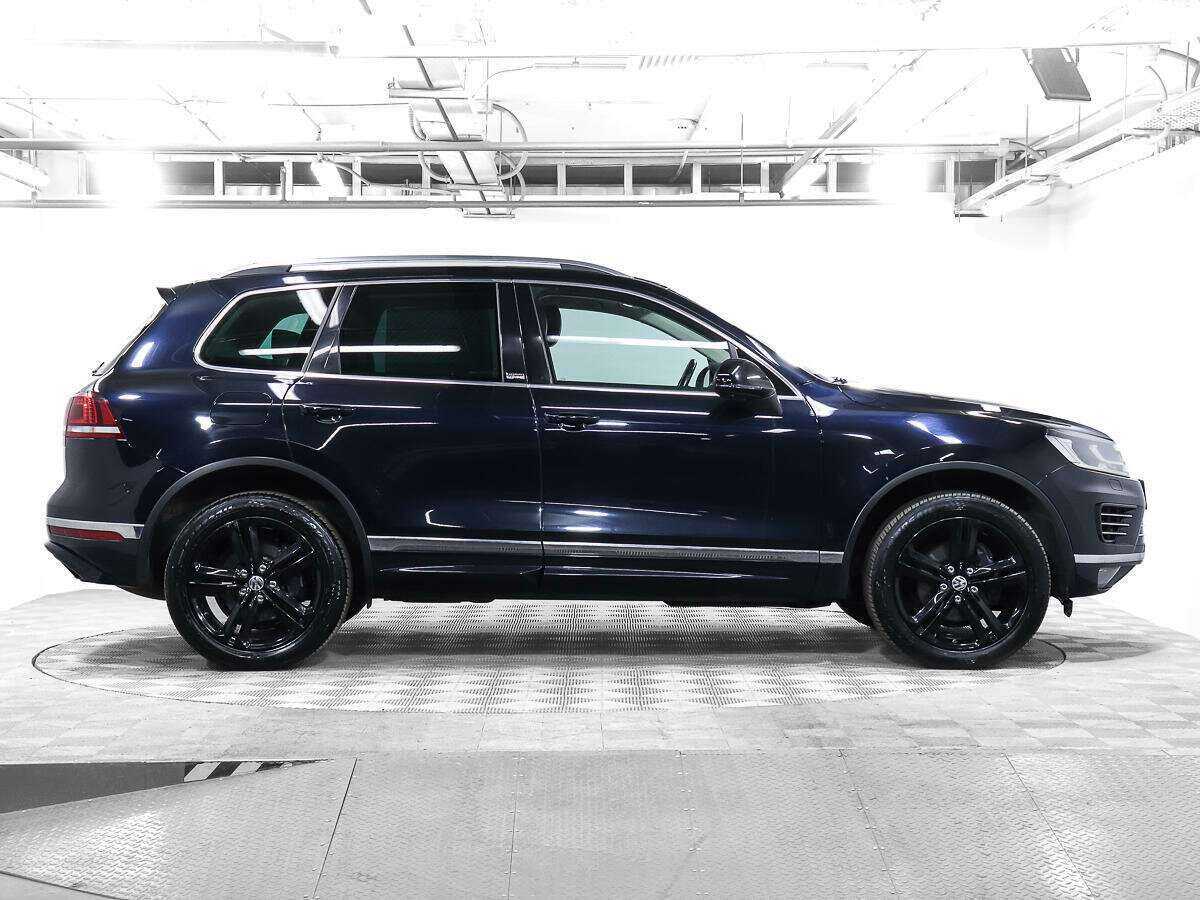 Volkswagen Touareg с пробегом — 2016 год. Фото: #3