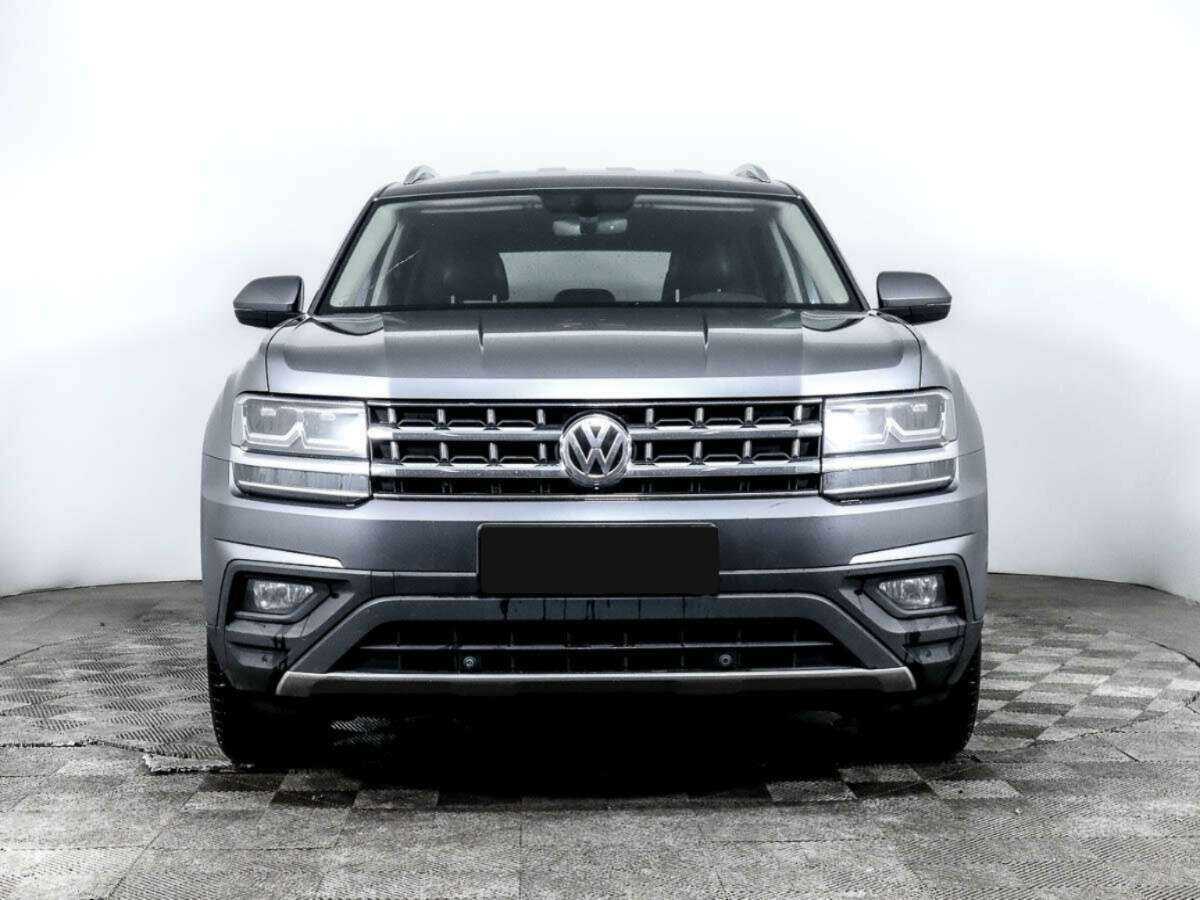 Volkswagen Teramont с пробегом — 2018 год. Фото: #1