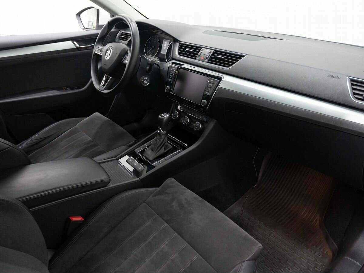 Skoda Superb с пробегом — 2016 год. Фото: #10