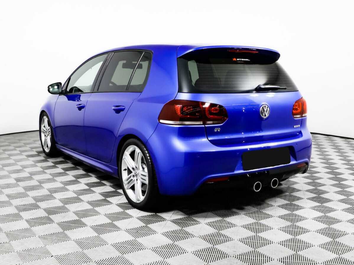 Volkswagen Golf R с пробегом — 2012 год. Фото: #6