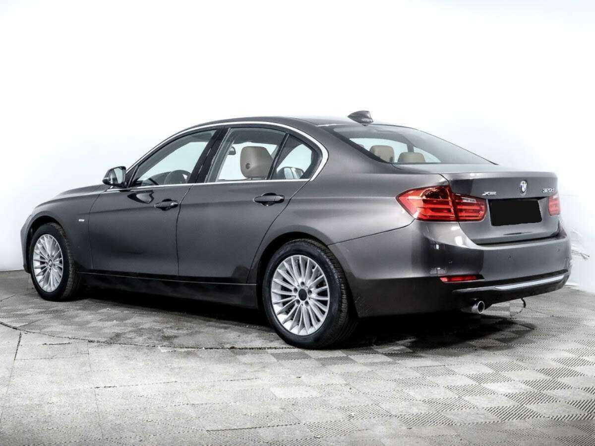 BMW 3 серии с пробегом — 2014 год. Фото: #3