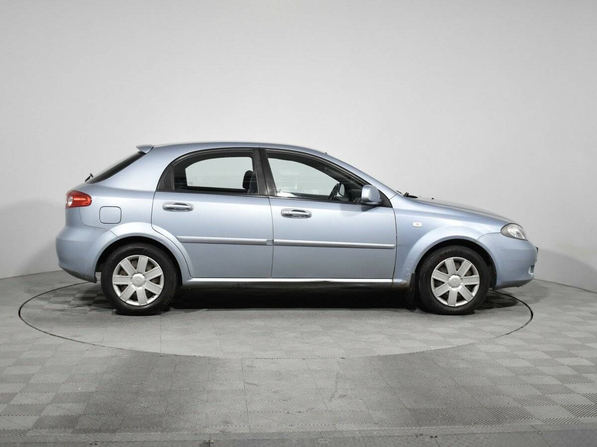 Chevrolet Lacetti с пробегом — 2010 год. Фото: #3