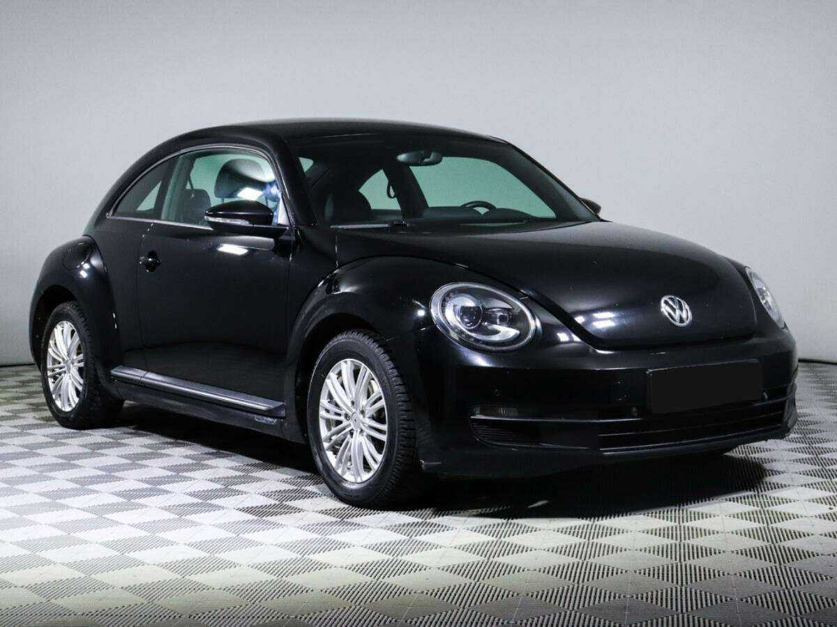 Volkswagen Beetle с пробегом — 2013 год. Фото: #2