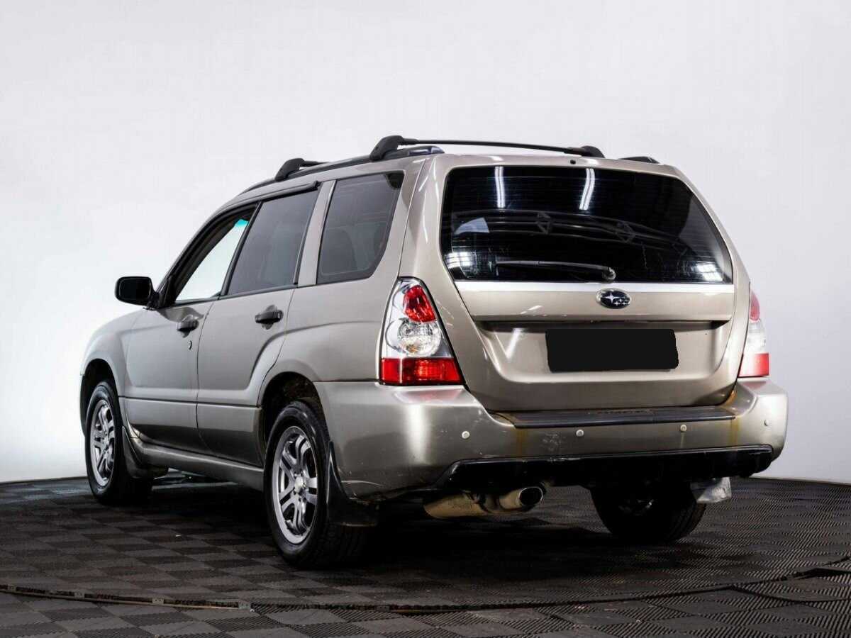 Subaru Forester с пробегом — 2005 год. Фото: #3