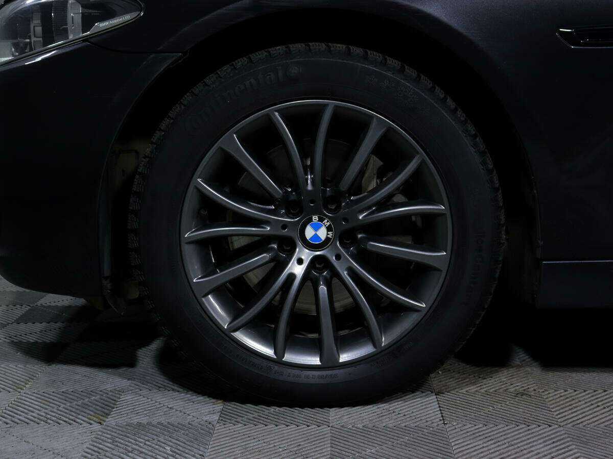 BMW 5 серии с пробегом — 2015 год. Фото: #11