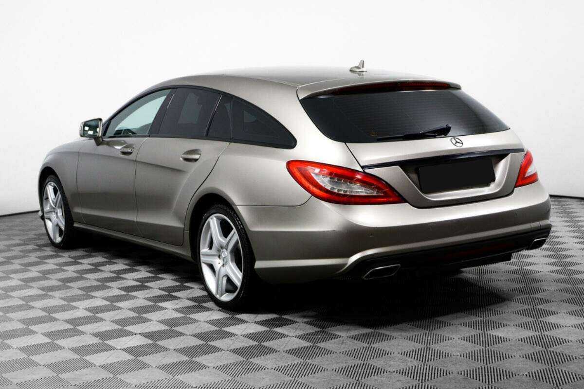 Mercedes-Benz CLS с пробегом — 2013 год. Фото: #6
