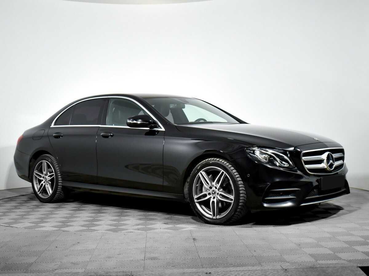 Mercedes-Benz E-Класс с пробегом — 2018 год. Фото: #2