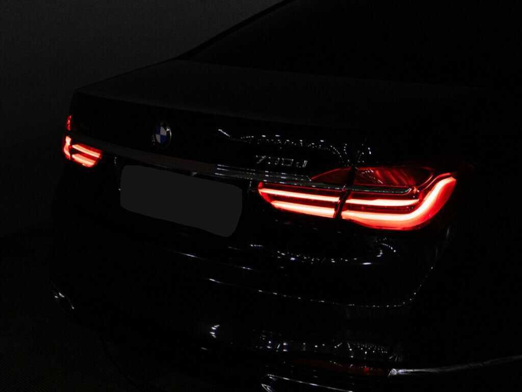 BMW 7 серии с пробегом — 2018 год. Фото: #27