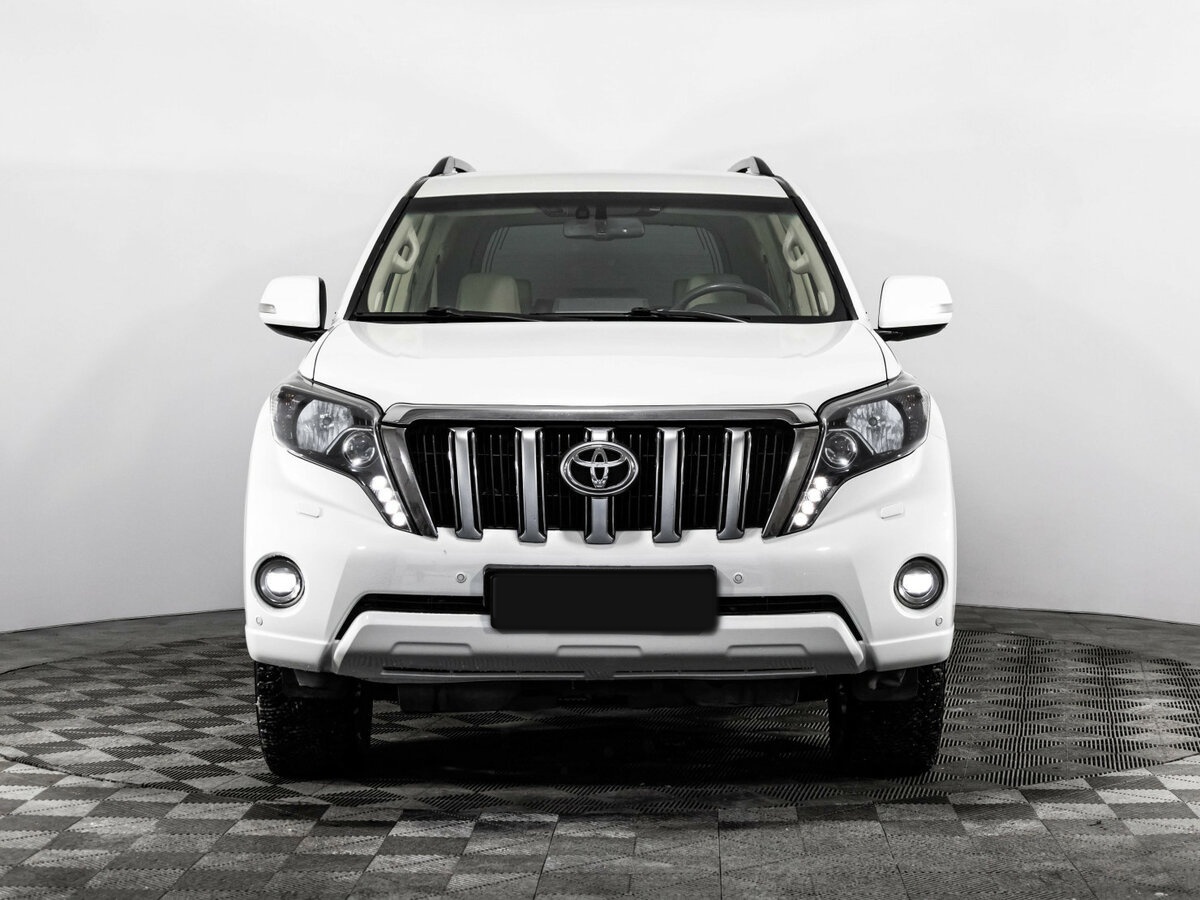 Toyota Land Cruiser Prado с пробегом — 2016 год. Фото: #3