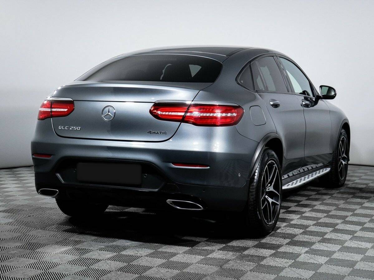 Mercedes-Benz GLC Coupe с пробегом — 2018 год. Фото: #3
