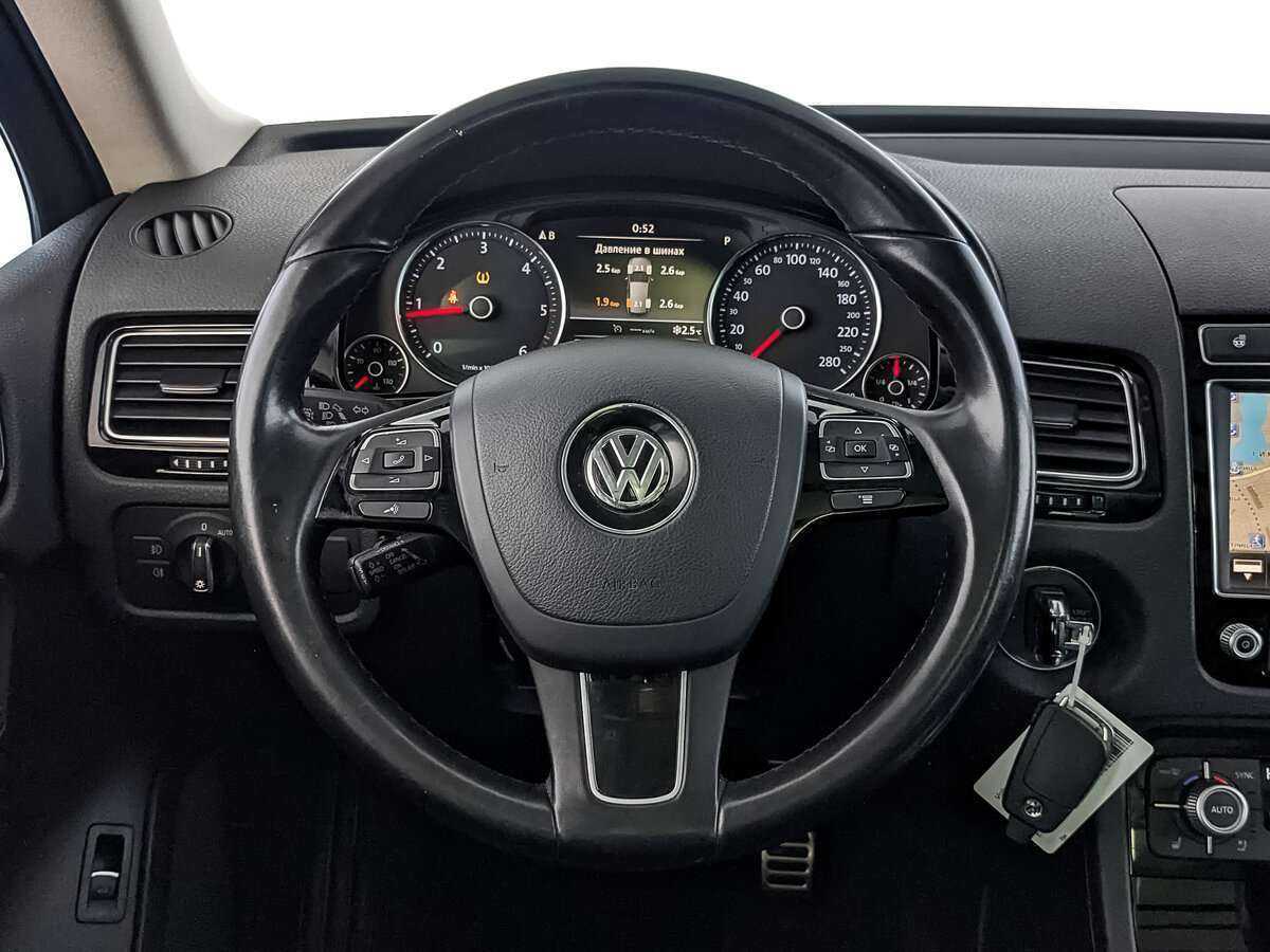 Volkswagen Touareg с пробегом — 2017 год. Фото: #16