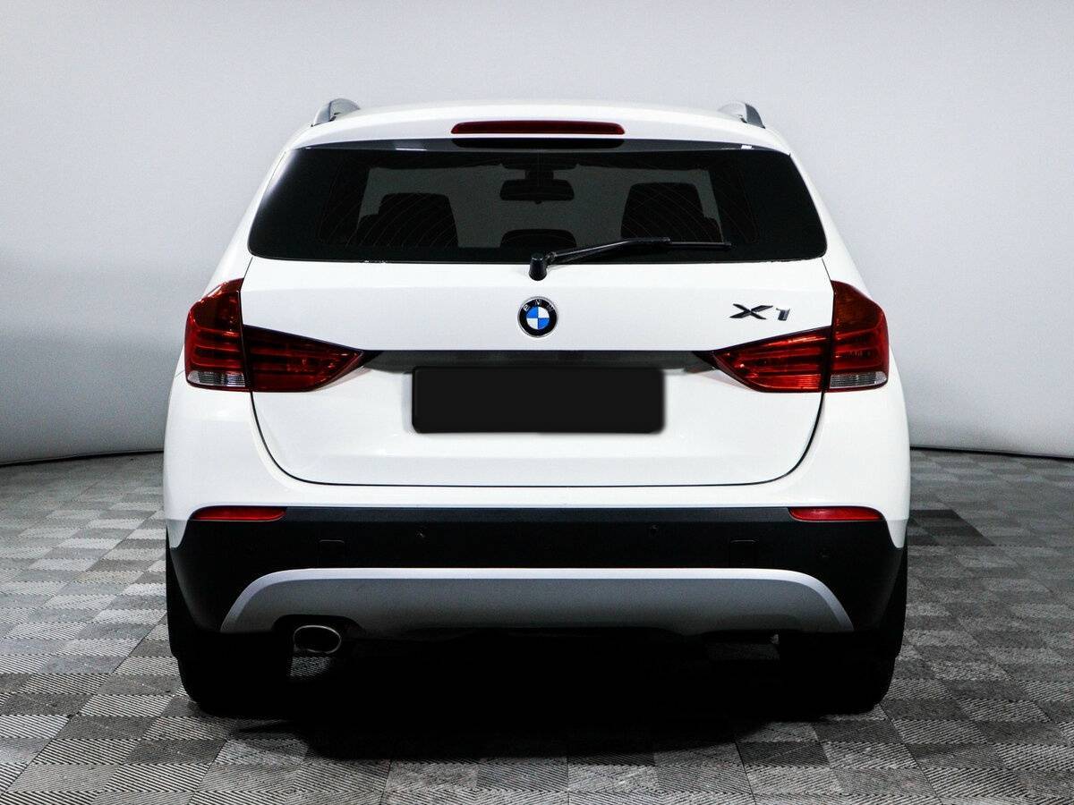 BMW X1 с пробегом — 2011 год. Фото: #5