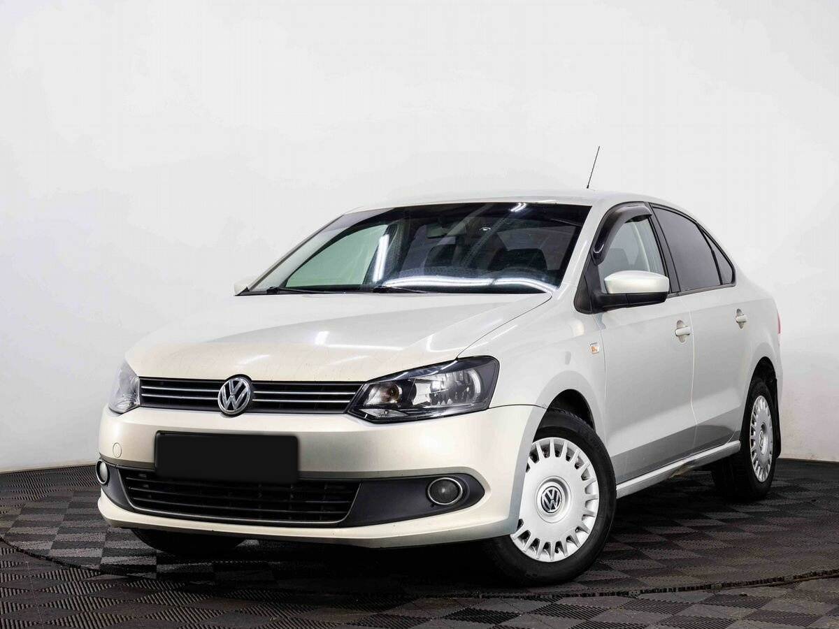 Volkswagen Polo с пробегом — 2011 год. Фото: #0