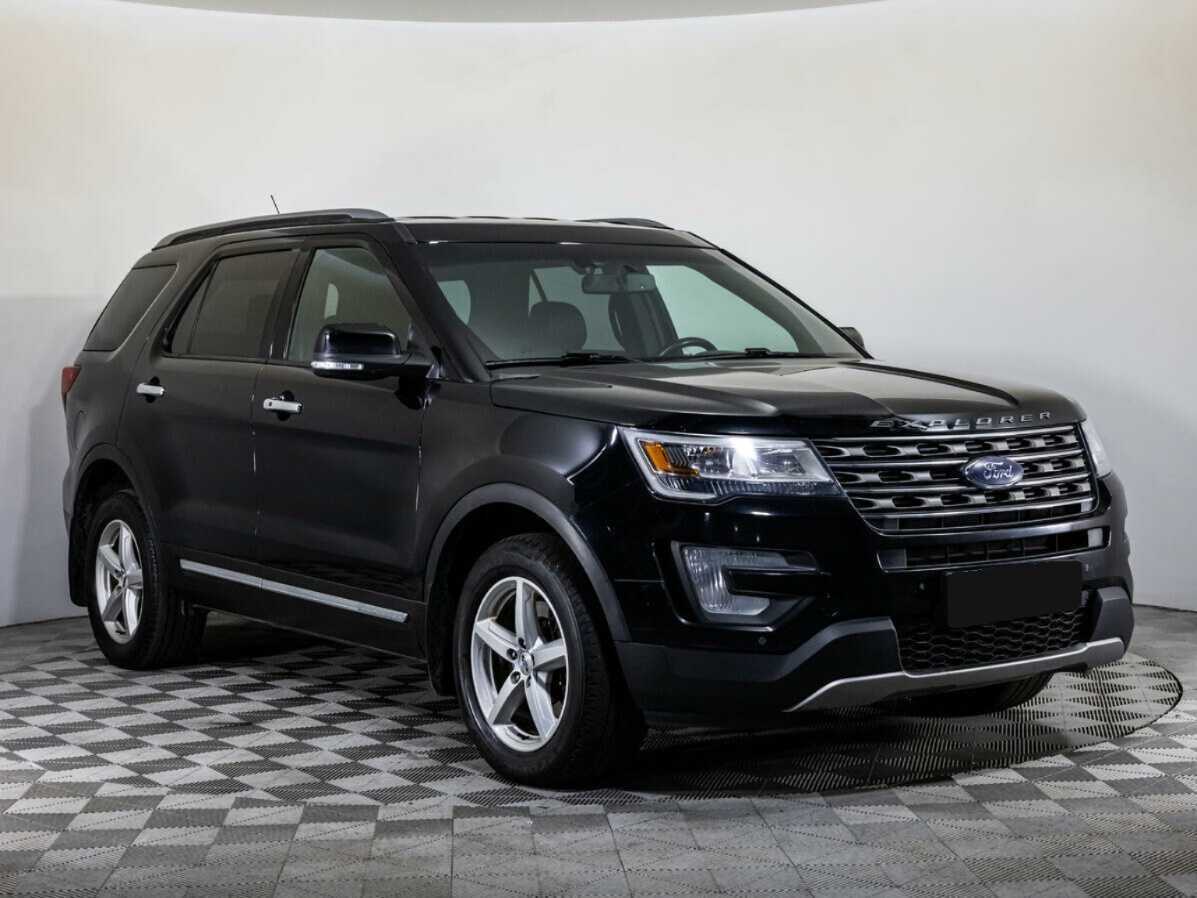 Ford Explorer с пробегом — 2016 год. Фото: #2