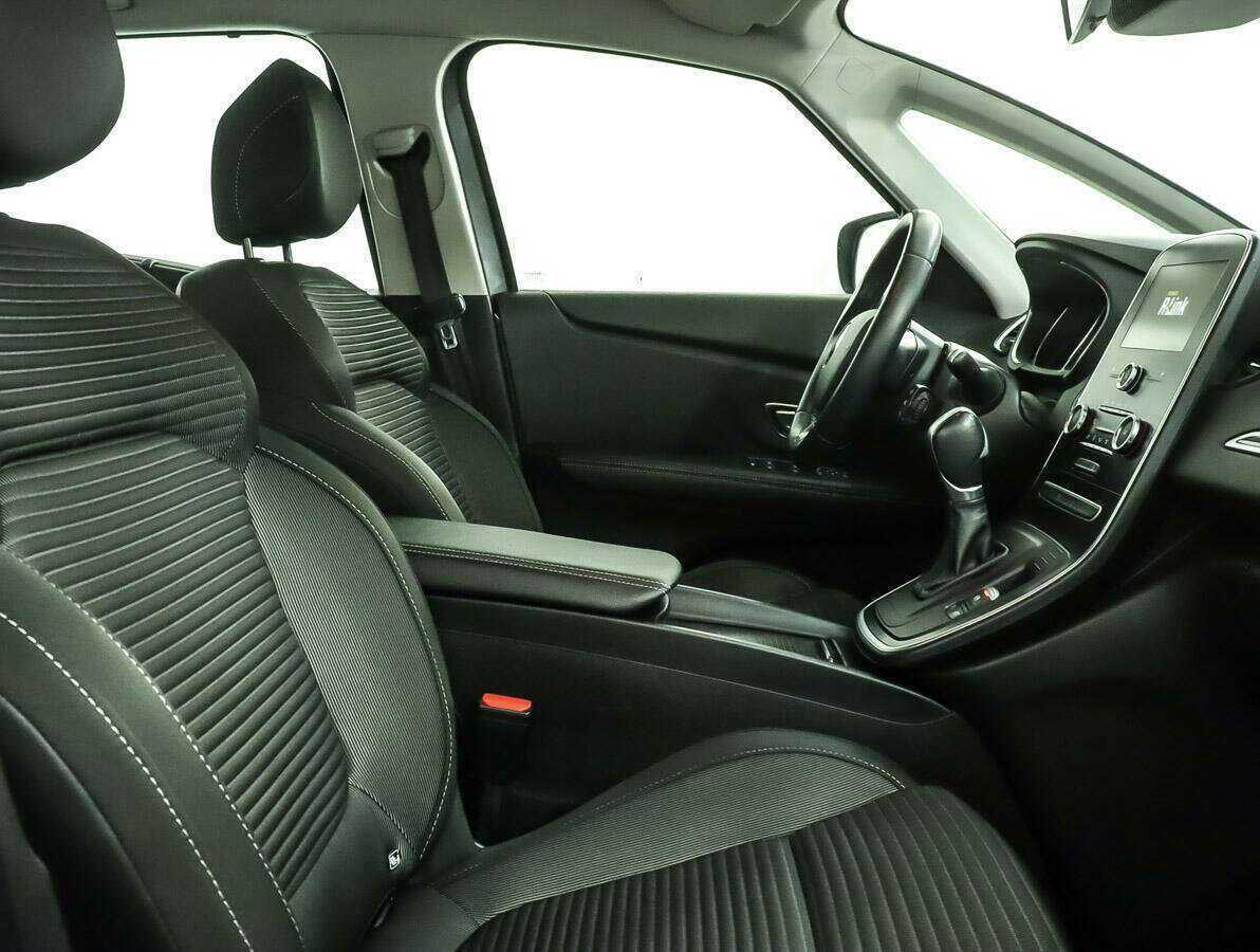 Renault Scenic с пробегом — 2018 год. Фото: #7