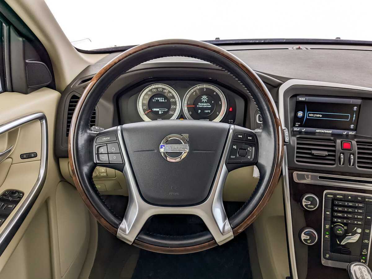 Volvo XC60 с пробегом — 2013 год. Фото: #19