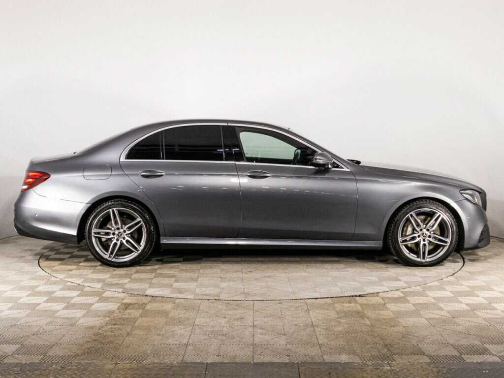 Mercedes-Benz E-Класс с пробегом — 2018 год. Фото: #3