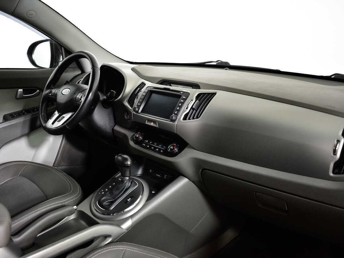 Kia Sportage с пробегом — 2011 год. Фото: #8
