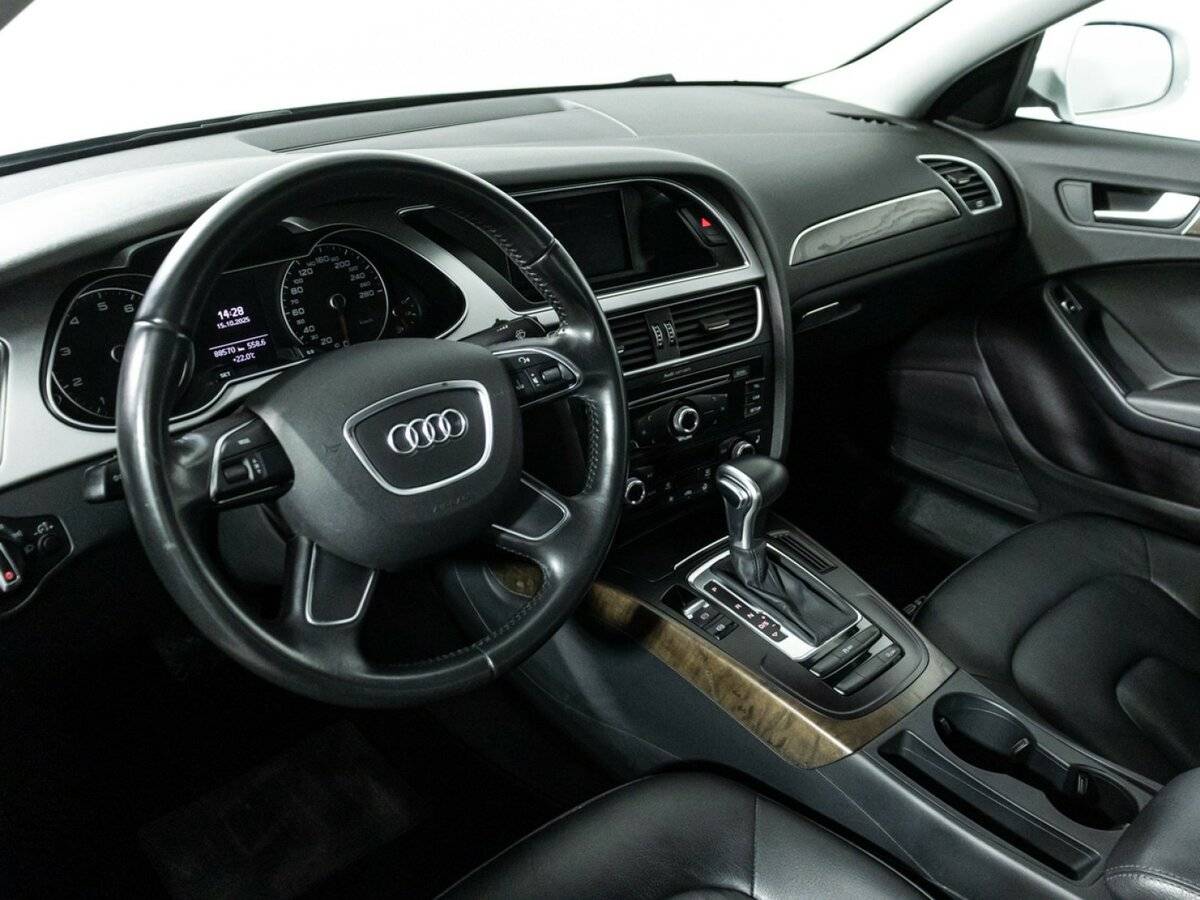 Audi A4 с пробегом — 2015 год. Фото: #10