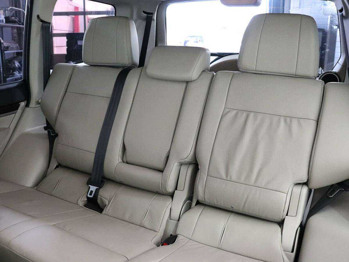 Mitsubishi Pajero с пробегом — 2019 год. Фото: #11