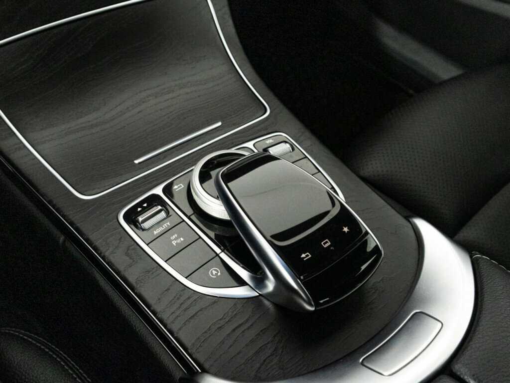 Mercedes-Benz C-Класс с пробегом — 2015 год. Фото: #15