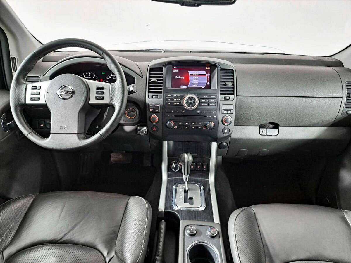 Nissan Pathfinder с пробегом — 2012 год. Фото: #8