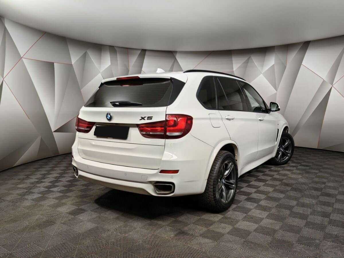 BMW X5 с пробегом — 2013 год. Фото: #1