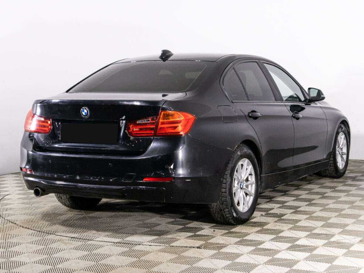 BMW 3 серии с пробегом — 2014 год. Фото: #4