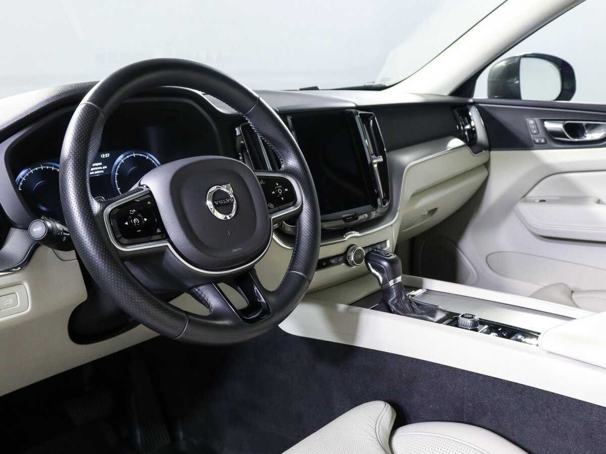 Volvo XC60 с пробегом — 2017 год. Фото: #10