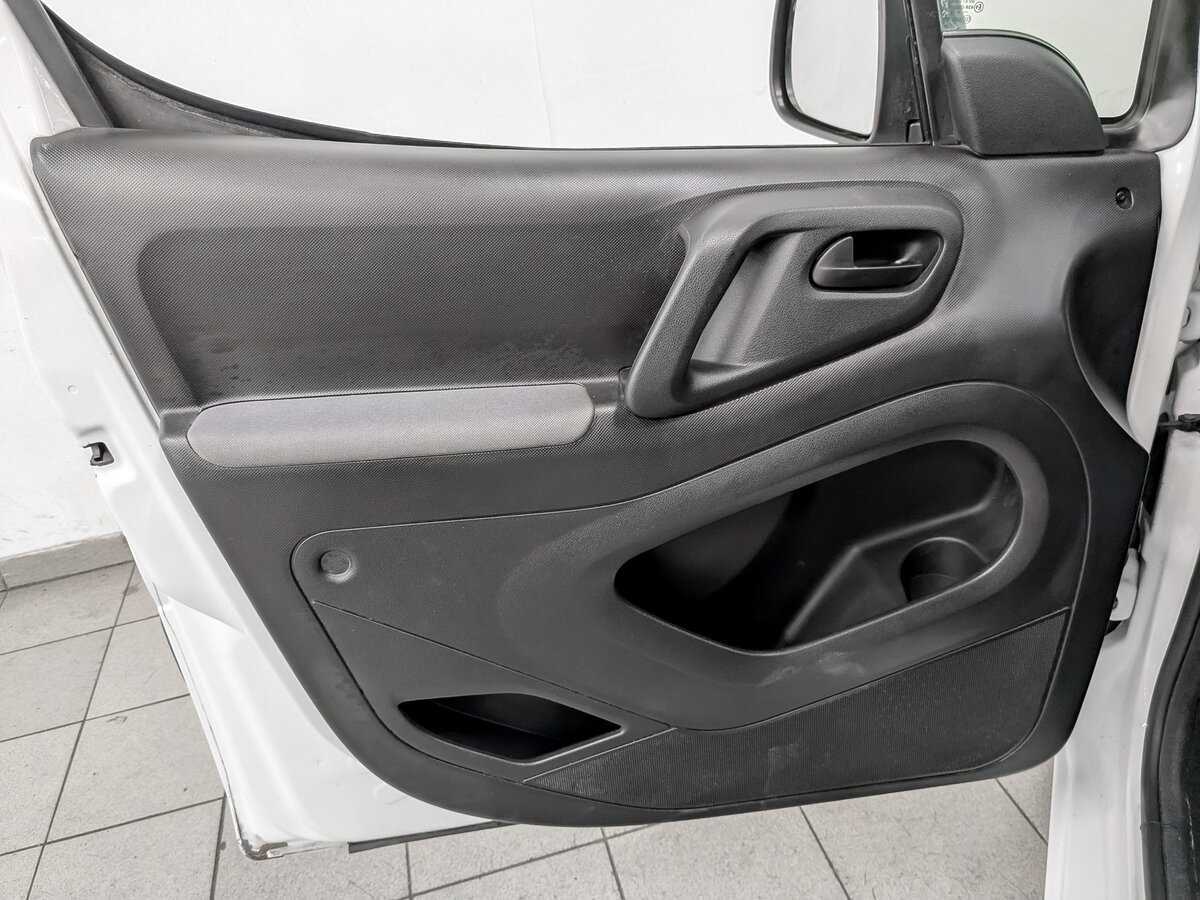 Citroen Berlingo с пробегом — 2014 год. Фото: #18