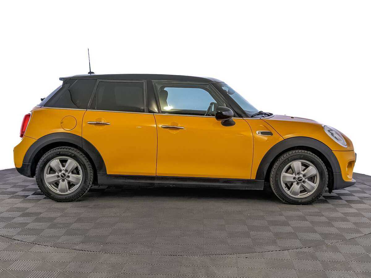Mini Hatch с пробегом — 2017 год. Фото: #3