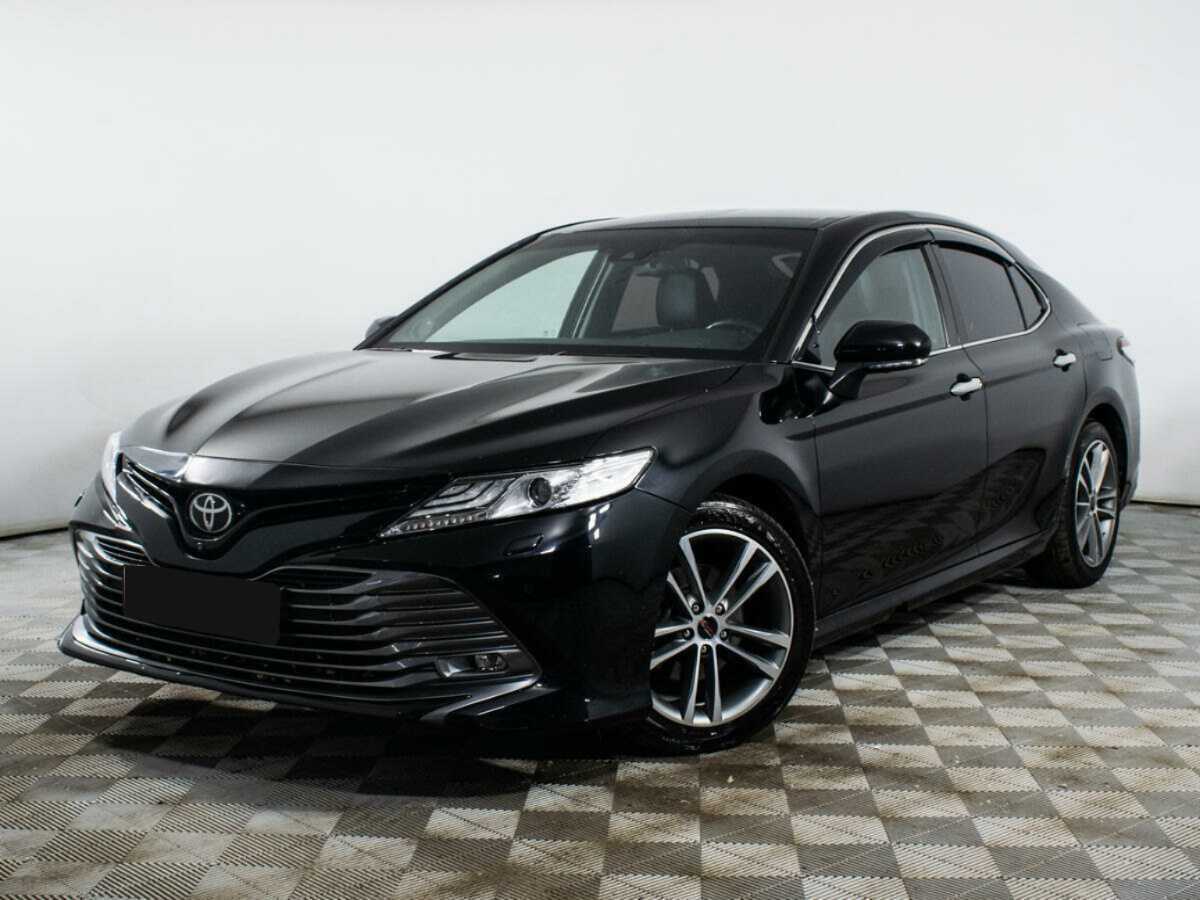Toyota Camry с пробегом — 2019 год. Посмотреть фото