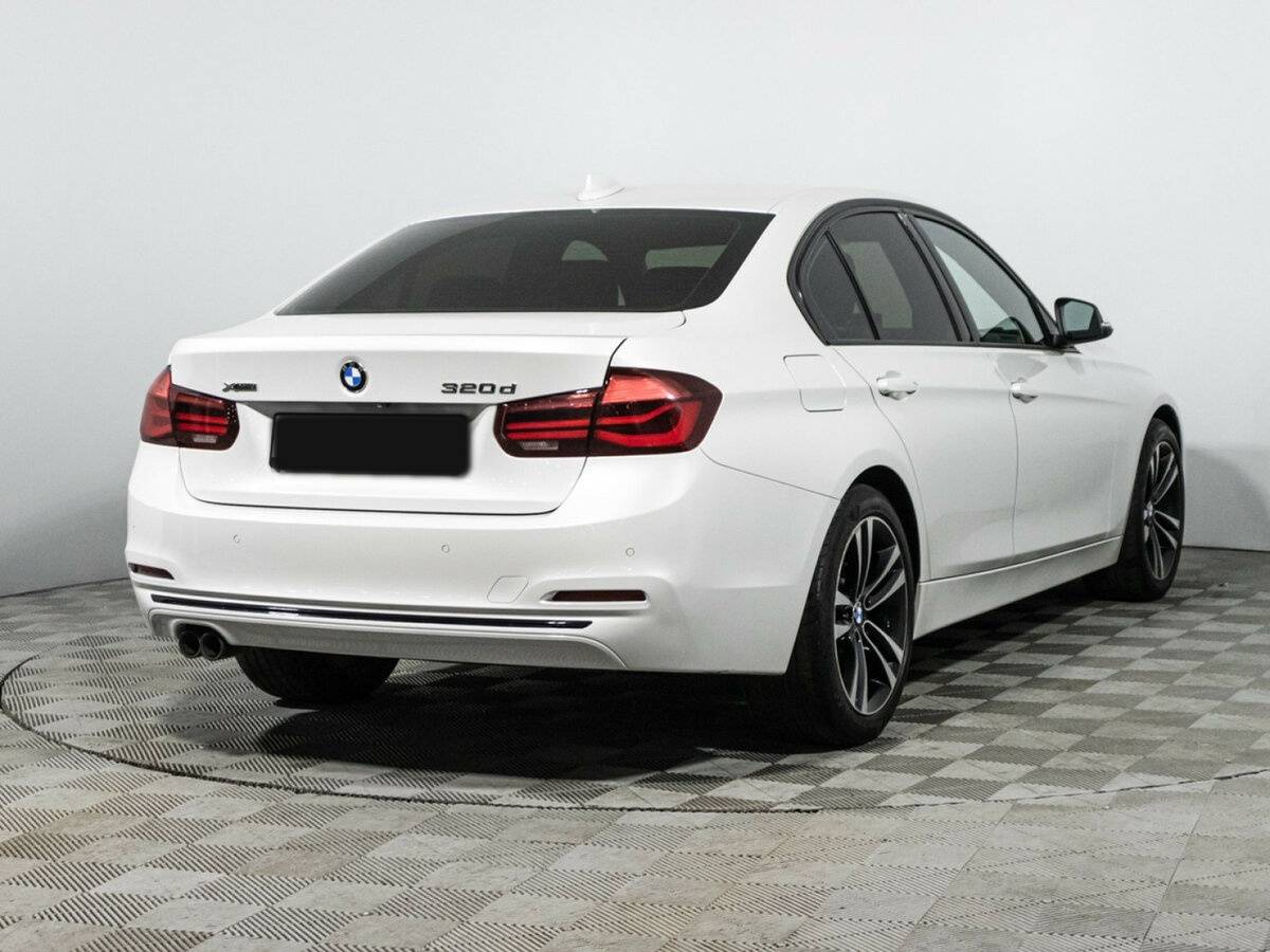 BMW 3 серии с пробегом — 2018 год. Фото: #4