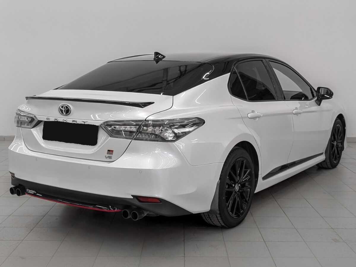 Toyota Camry с пробегом — 2022 год. Фото: #4