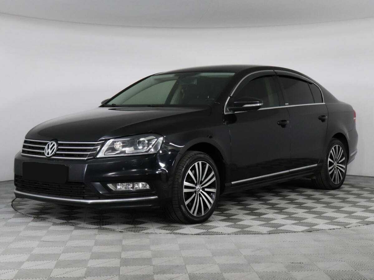 Volkswagen Passat с пробегом — 2014 год. Фото: #0