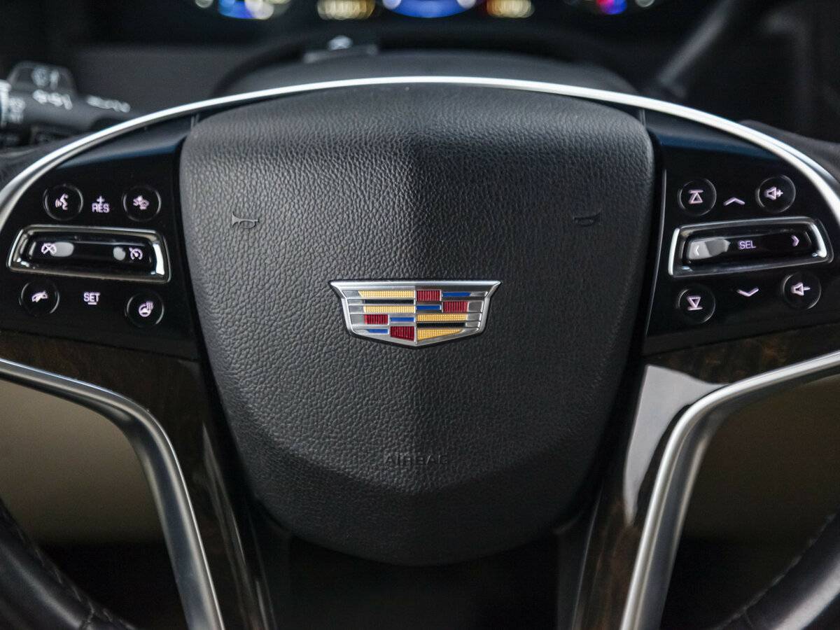 Cadillac Escalade с пробегом — 2018 год. Фото: #13